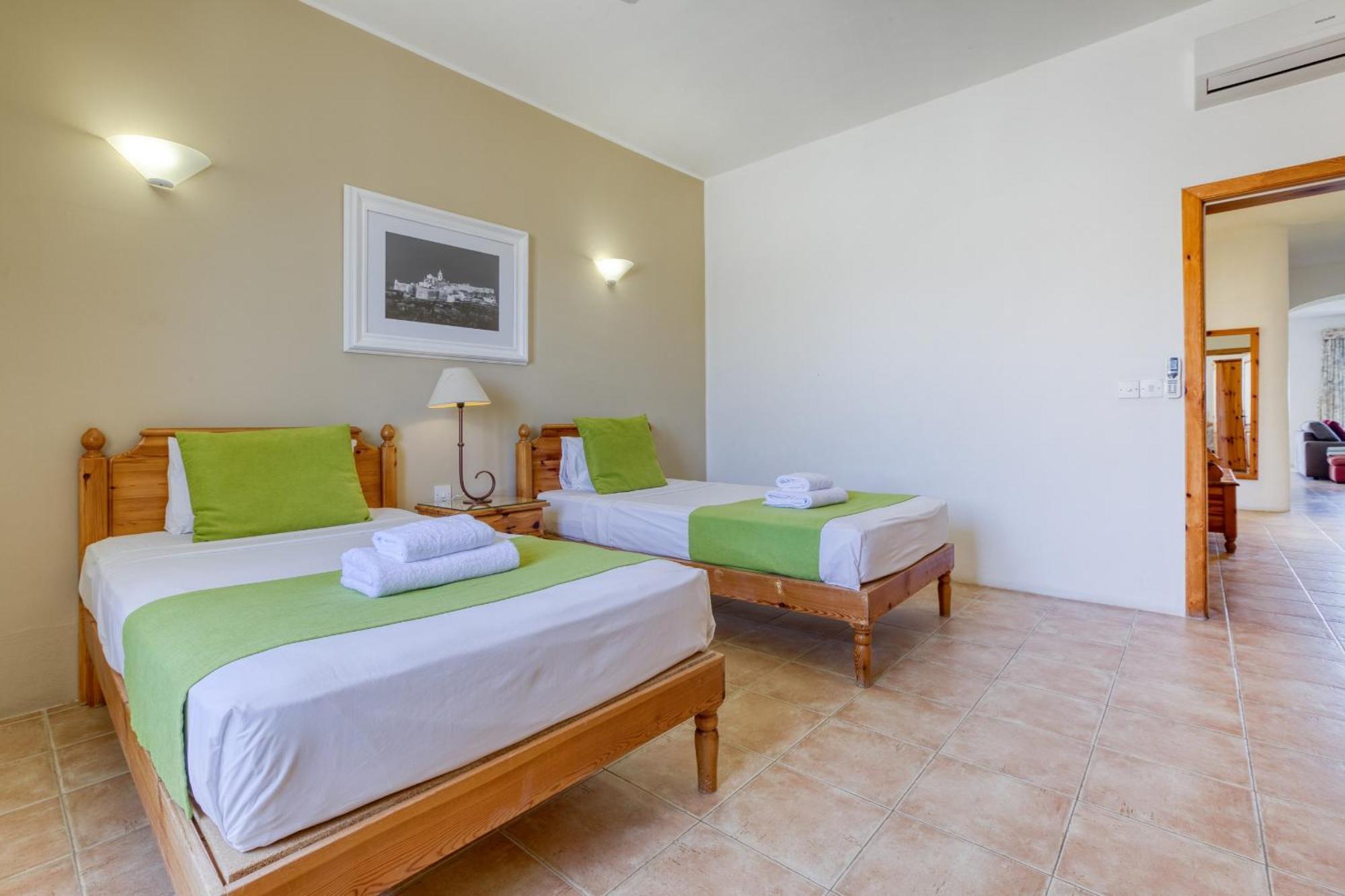 Ta Frenc Apartments Għasri Exterior foto